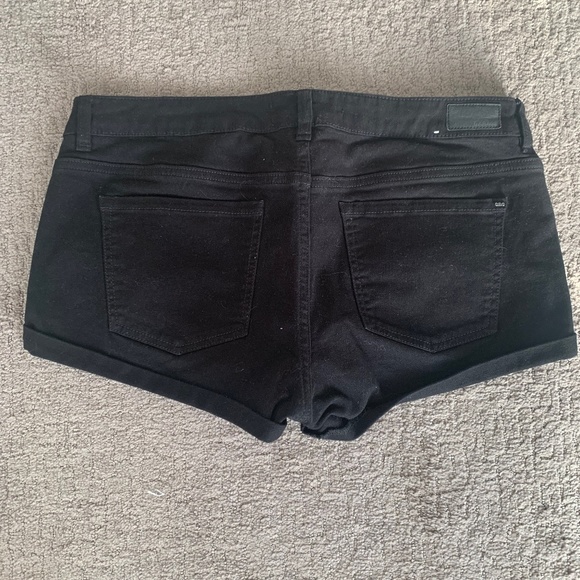 Garage Black Shorts - Picture 2 of 4